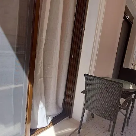 Apartment Spacious Beauty In Athens, 55m2, Metro 7' Athens